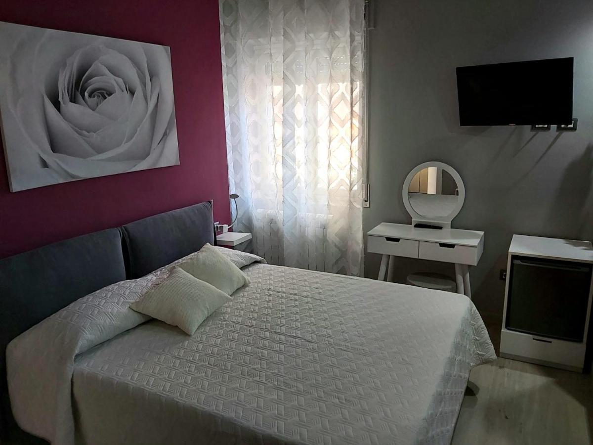 Bed and Breakfast Le Stanze Di Dalia Crotone Exterior foto
